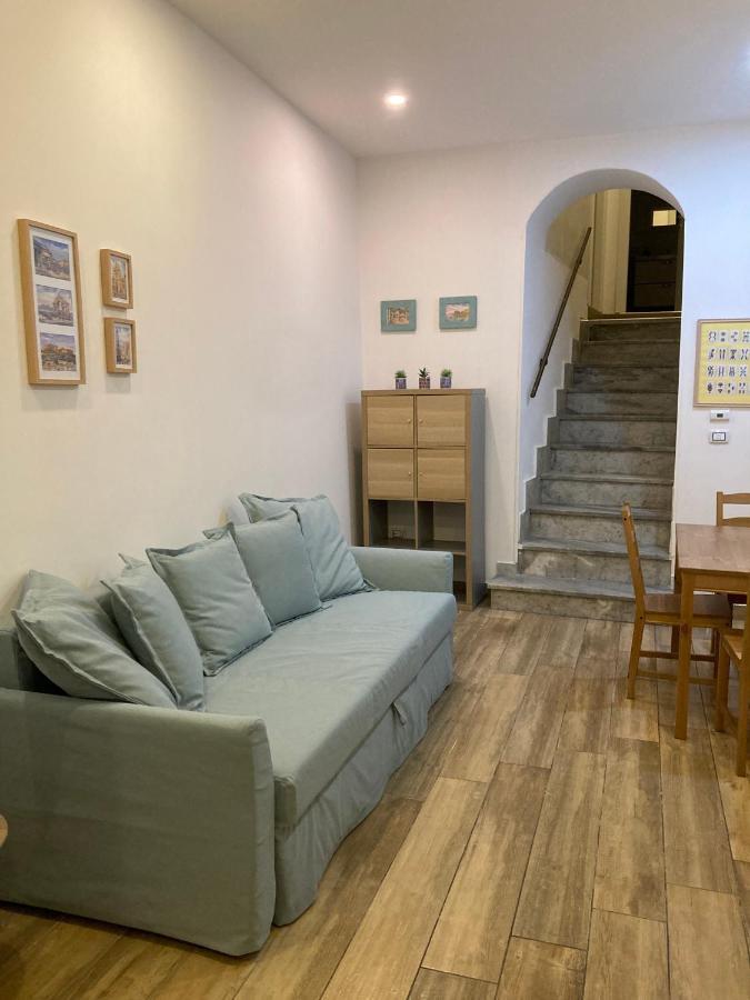 Apartamento Casa Gaia A Due Passi Dal Duomo Nápoles Exterior foto
